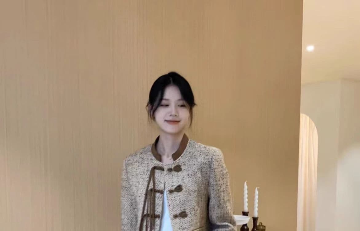 새로운 중식 단추 작은 샤넬 스타일 고급 센스 고유 한 패치워크 레트로 품격 명문 여성 올해 인기 아름다운 여성 코트 상세 이미지 21
