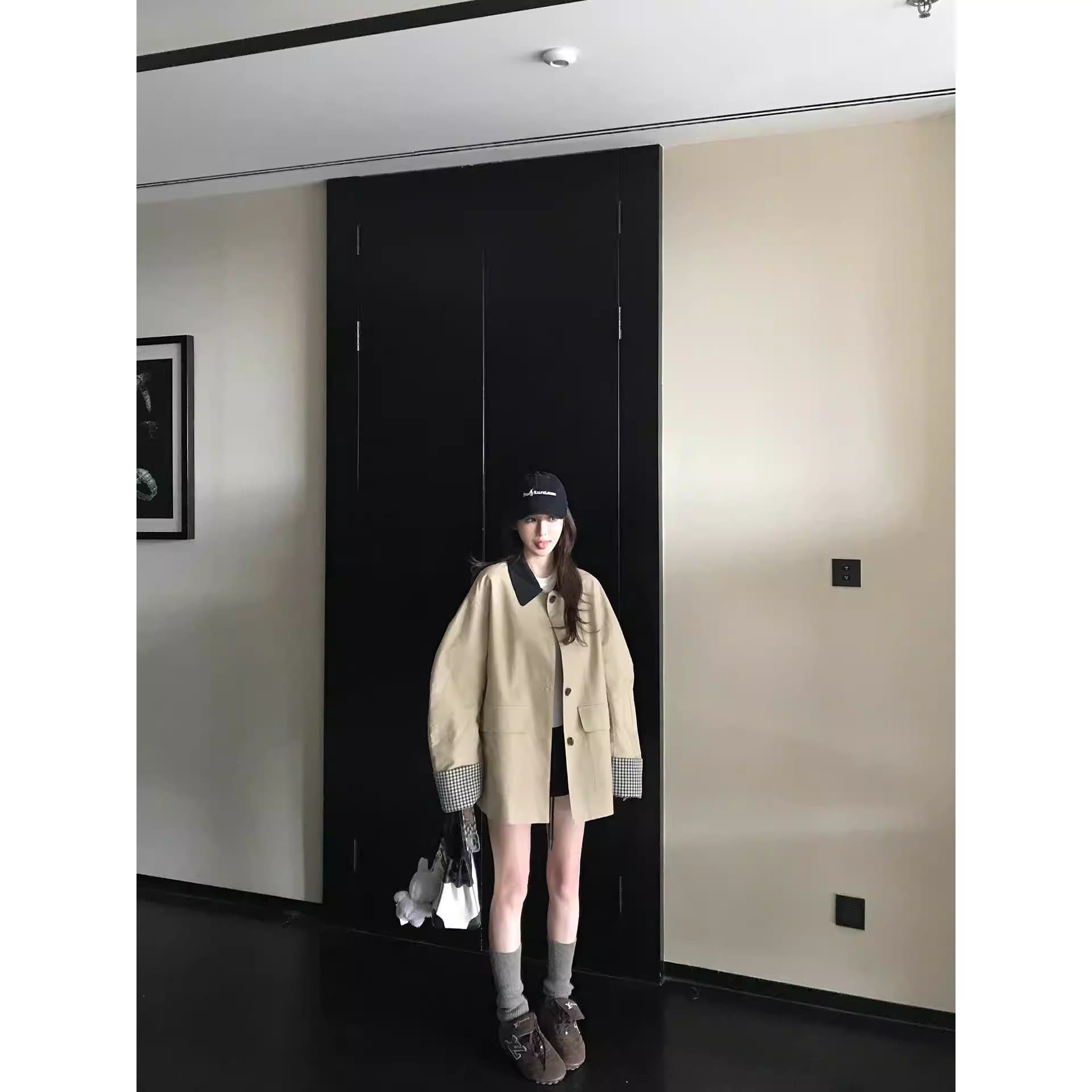 skk store 높음 지혜 바 En 바람 카키 색 바람막이 배색 체크무늬 패치워크 쇼트 스타일 루즈핏 여성 코트 가을 이미지 2