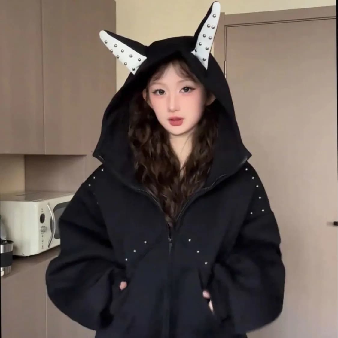 얇은 스타일 털이 있는 섹션 가을 겨울 무거운 새로운 귀 디자인 고급 후드 루즈핏 징 재킷 한국 대외 무역