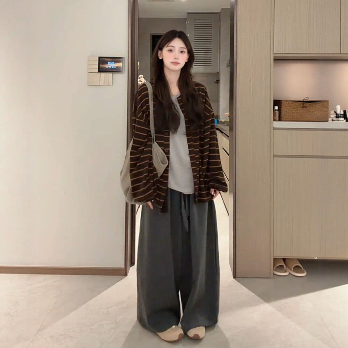 느긋한 바람 품격 캐주얼 루즈핏 슬림해 보이는 스트라이프 재킷 2026 가을 새로운 작은 대중 고급 센스 맨위 여성 의류 상세 이미지 7