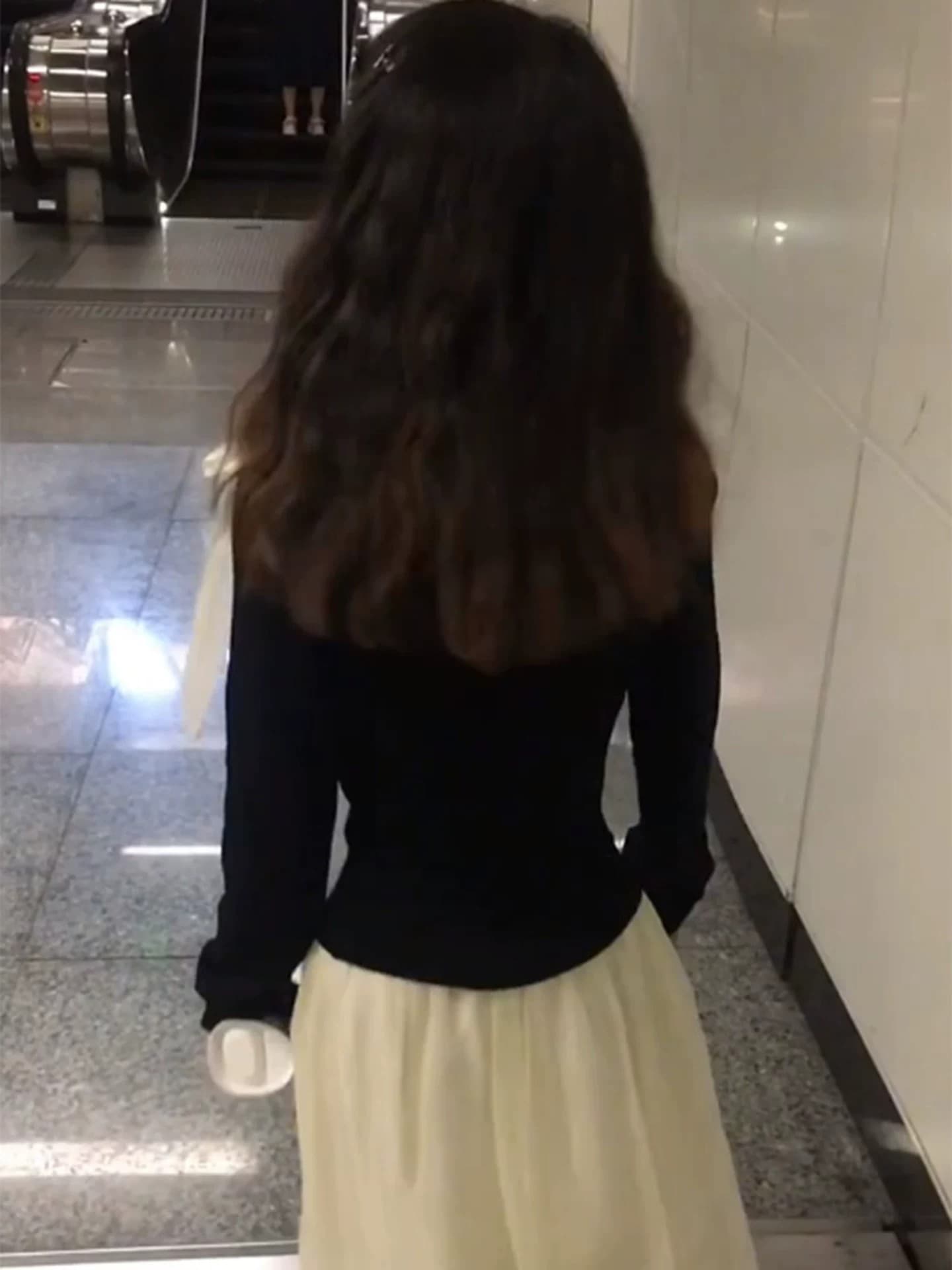 사람들 면 한 부서 레트로 흔들다 칼라 긴팔 티셔츠 여성 이른 가을 몸매 가꾸기 패치워크 레이스 디자인 센스 캐주얼 다용도 맨위 상세 이미지 3