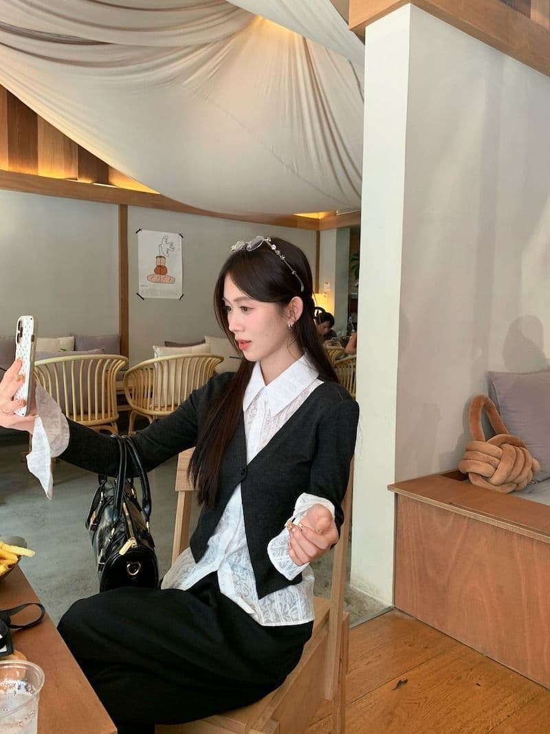 원본 원단 디자인 센스 긴팔 POLO 칼라 셔츠 가을 겨울 몸매 가꾸기 슬림해 보이는 페이크 레이어드 Chic 맨위 여성 상세 이미지 13