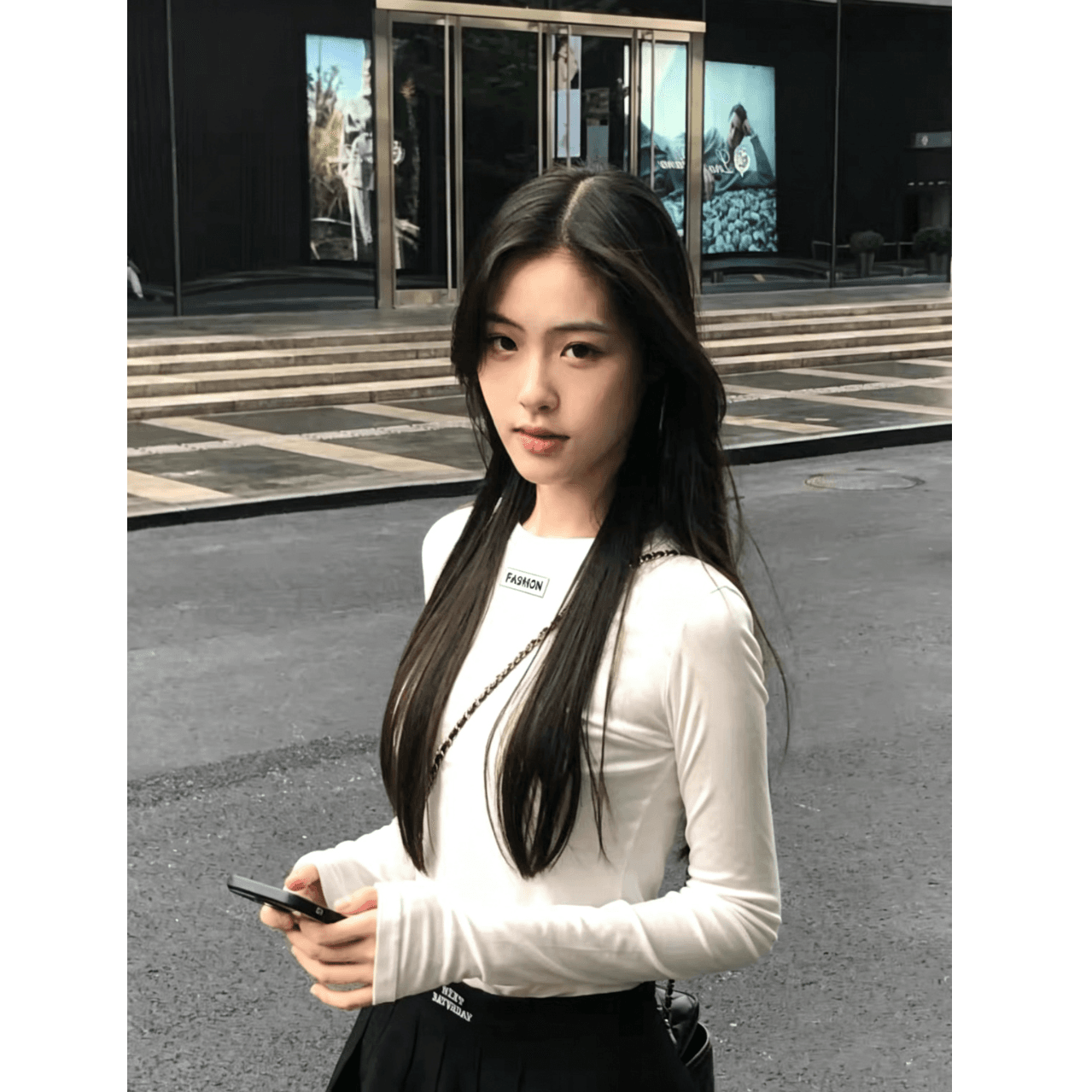 화이트 라운드 넥 몸매 가꾸기 슬림해 보이는 긴팔 티셔츠 여성 가을 새로운 인사이드 가져 가라. 기본 셔츠 맨위 한국 끝났어 대외 무역 폭발 이미지 4