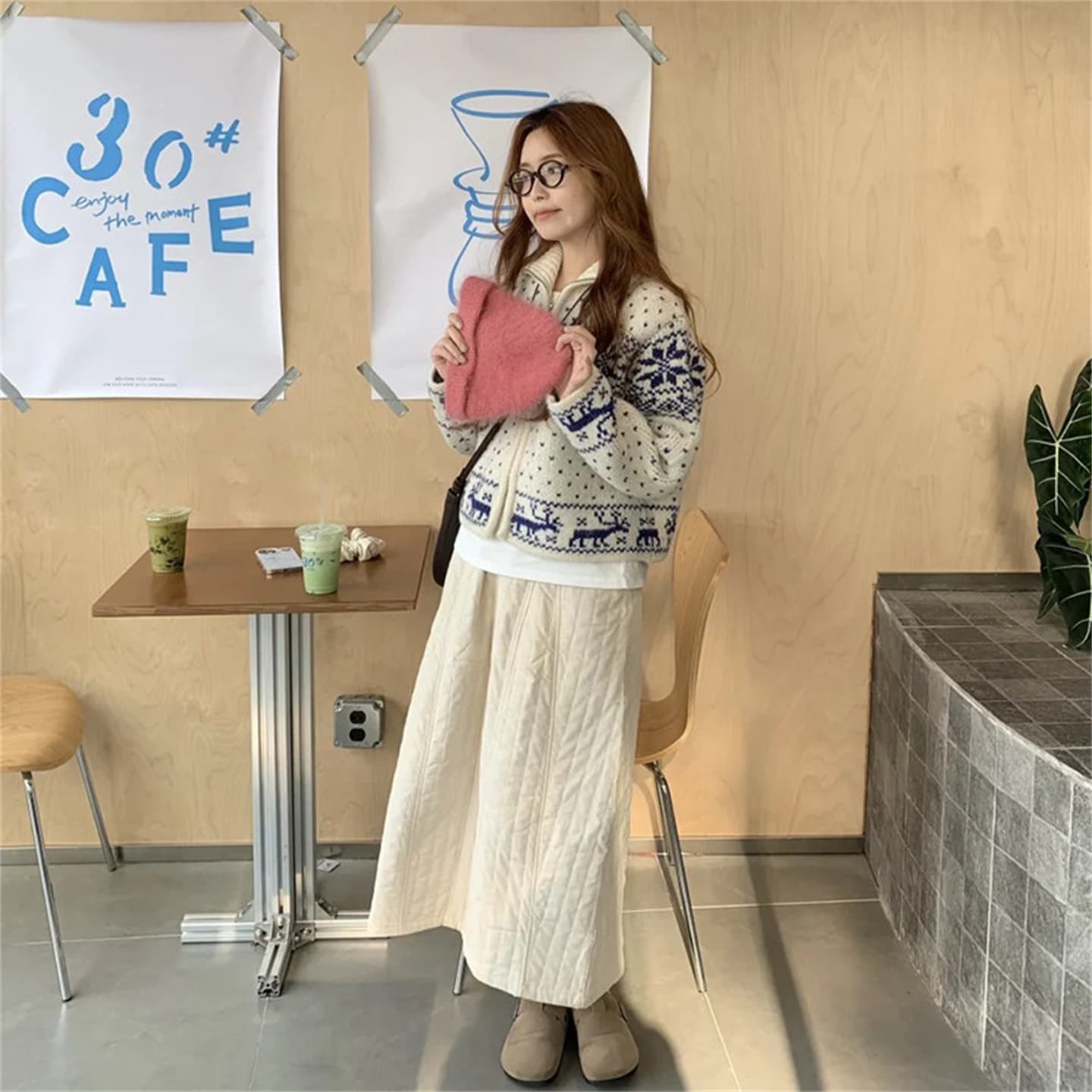 일본식 두꺼운 솜을 넣은 반신 스커트 여성 겨울 새로운 꽃밭 치마 하이웨이스트 슬림해 보이는 표지 넓적 다리 퍼프 a 단어 길이 면 치마 이미지 5