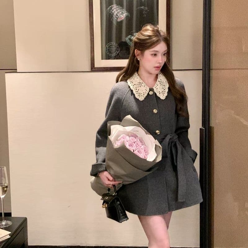 miu 부서 천 골드 센스 두꺼운 코트 여성 가을 겨울철 쇼트 스타일 레이스업 허리 수축 레이스 조각 폴로 칼라 모직 외투