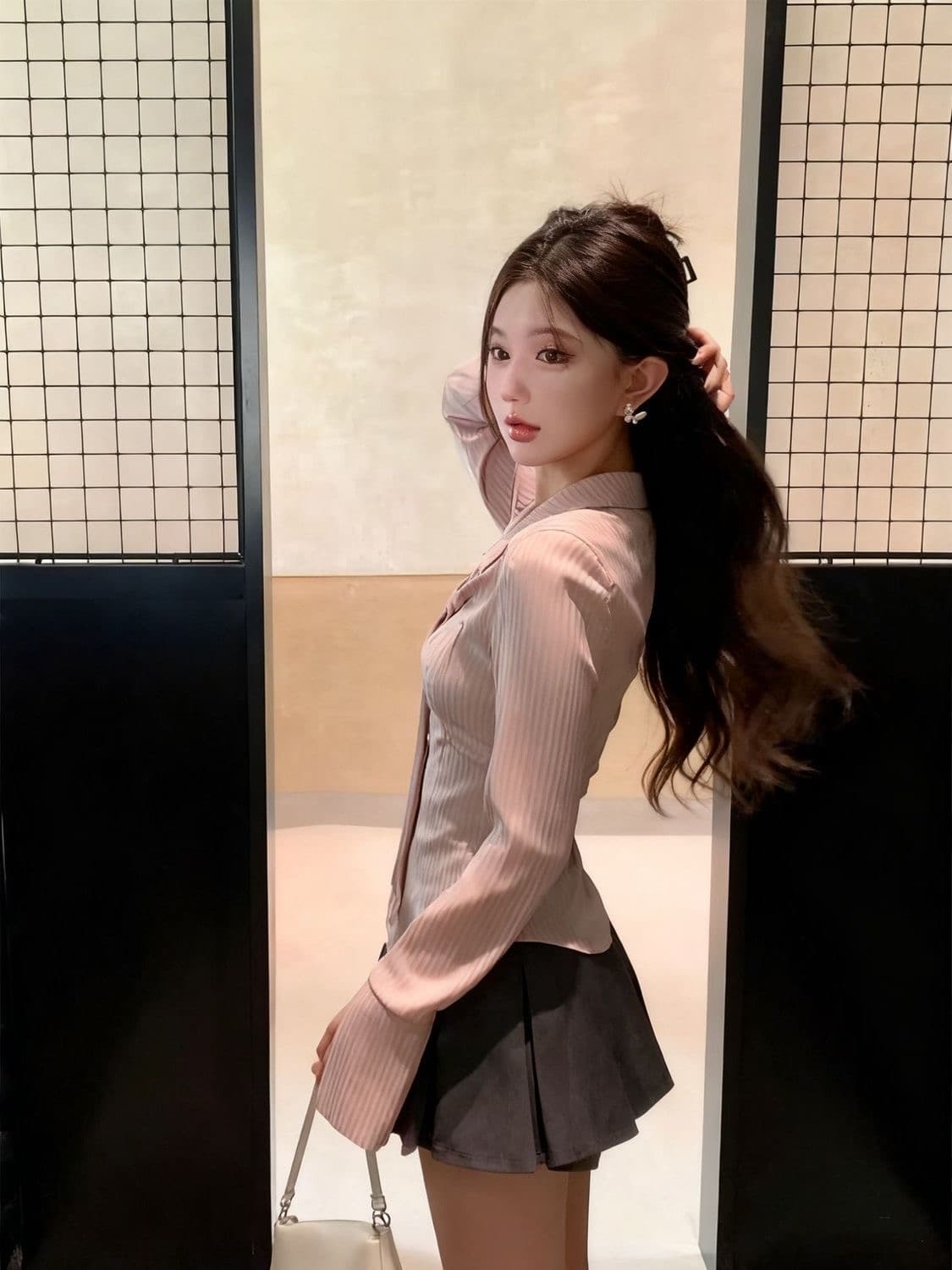 봄 가을 새로운 핑크색 셔츠 다용도 디자인 센스 Chic 작은 대중 핑크색 긴팔 스트라이프 셔츠 맨위 여성 상세 이미지 5