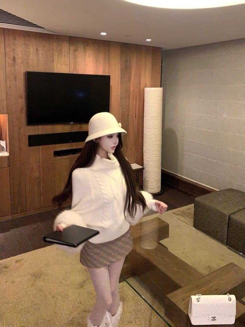 카키 색 커프스 여우털 터틀넥 풀오버 스웨터 여자 가을 루즈핏 꽈배기 니트 스웨터 느긋한 긴팔 맨위 상세 이미지 3