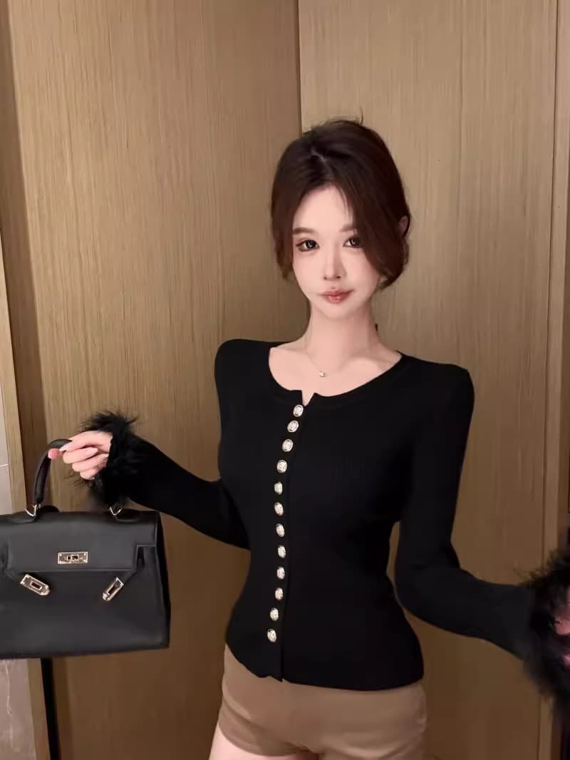 작은 대중 품격 모피 패치워크 나팔 소매 니트 오픈 가디건 여성 몸매 가꾸기 슬림해 보이는 기타 단추 디자인 센스 인사이드 잡아라. 의류 상세 이미지 12
