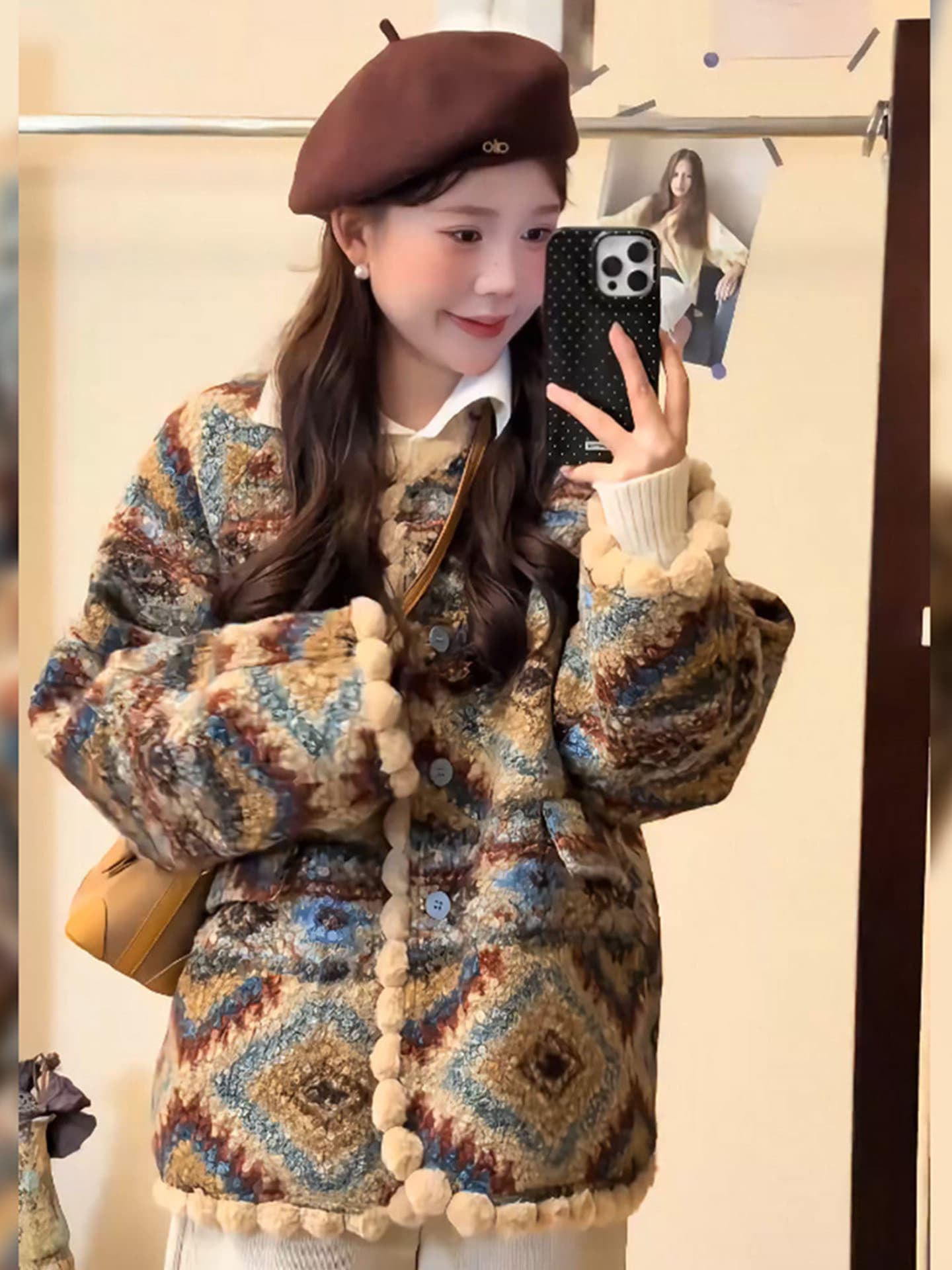 품격 레트로 공정한 섬 자카드 두꺼운 재킷 여성 의류 겨울 새로운 고급 센스 캐주얼 보온 솜을 넣은 재킷 상세 이미지 5