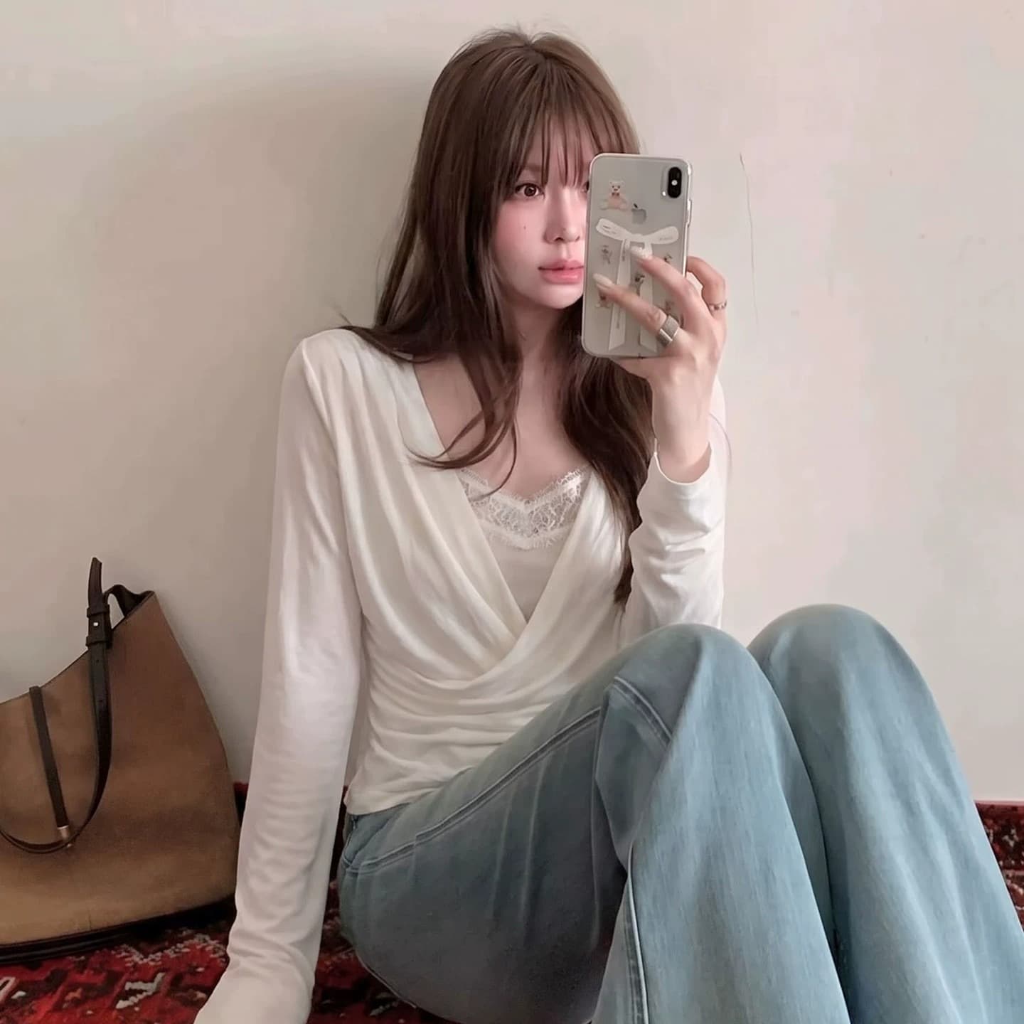 미니멀리즘 바람 흔들다 칼라 페이크 레이어드 레이스 조각 풀오버 작은 셔츠 여성 가을 새로운 핫걸 몸매 가꾸기 화이트 긴팔 맨위 이미지 5
