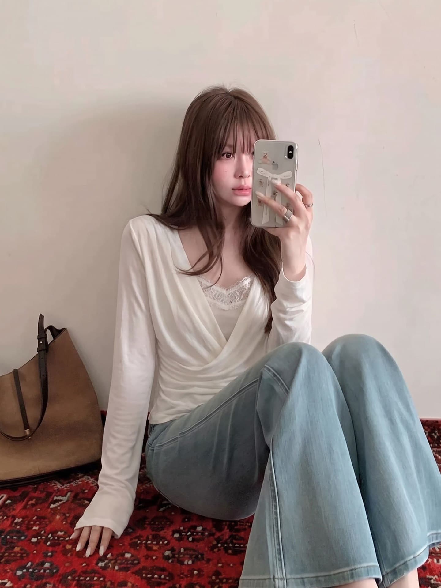미니멀리즘 바람 흔들다 칼라 페이크 레이어드 레이스 조각 풀오버 작은 셔츠 여성 가을 새로운 핫걸 몸매 가꾸기 화이트 긴팔 맨위 상세 이미지 1