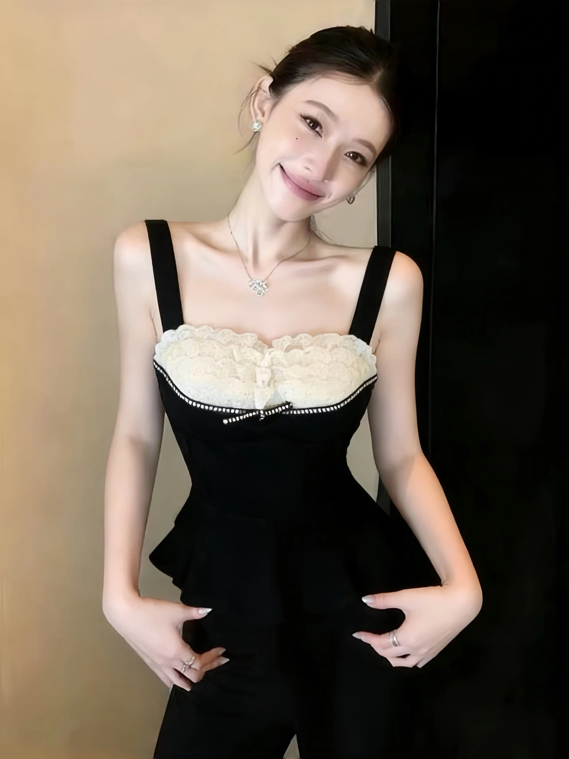 작은 샤넬 스타일 레이스 캐미솔 이른 봄 순수한 욕망 생선뼈 허리 수축 튜브탑 켜기 벨트 가슴 패드 기본 셔츠 인사이드 가져 가라. 상세 이미지 1