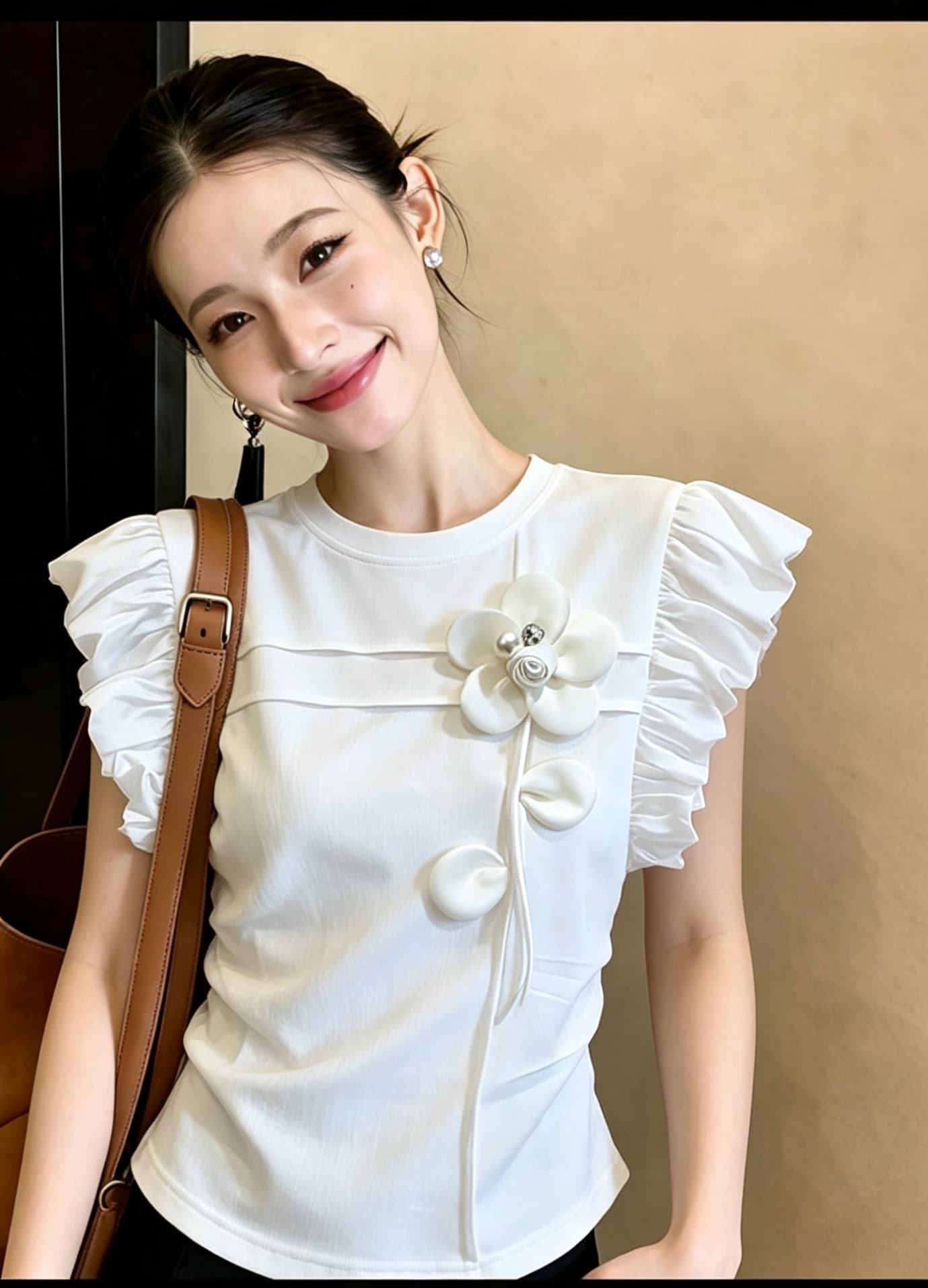 여름 프랑스식 3 차원 꽃 화이트 작은 날다 소매 티셔츠 여성 디자인 센스 불규칙 꼬집기 허리 몸매 가꾸기 다용도 맨위 이미지 3