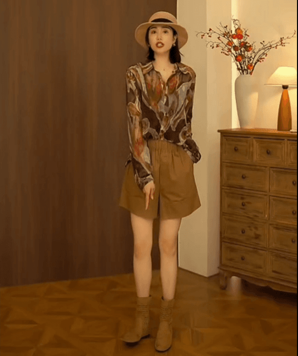 레트로 프린트 긴팔 여성 셔츠 폴로 칼라 슬림해 보이는 품격 셔츠 이미지 3