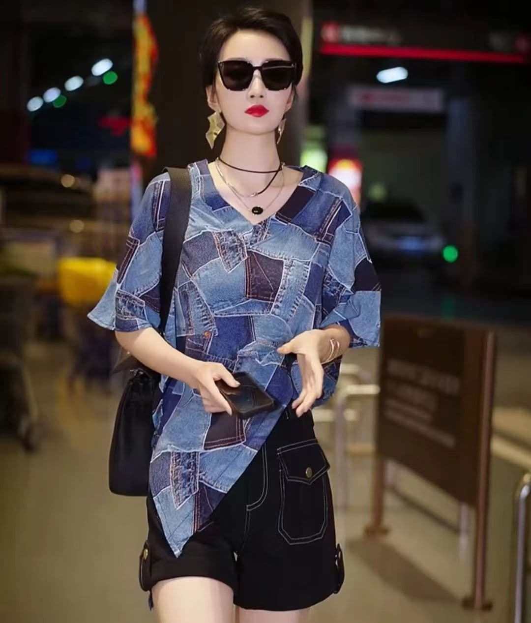 세련된 오리지널 품격 디자인 센스 V넥 격자무늬 슬림해 보이는 맨위 상세 이미지 2