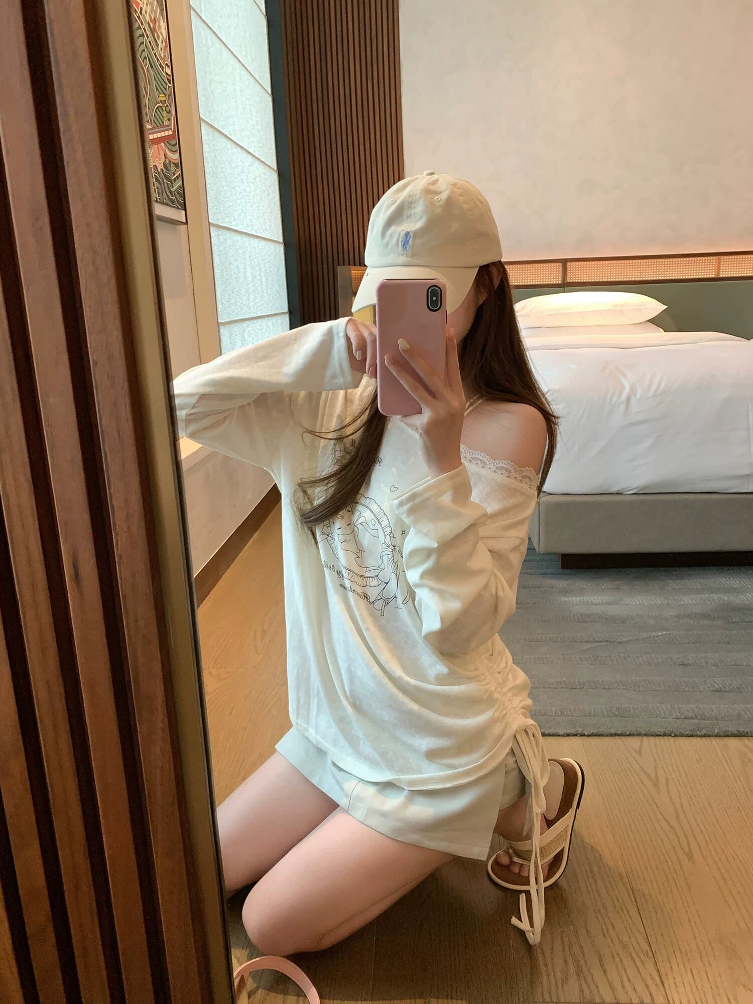 고양이 프린트 레이스 라운드 넥 자외선 차단 긴팔 티셔츠 귀여운 바람 비스듬한 어깨 루즈핏 맨위 상세 이미지 3