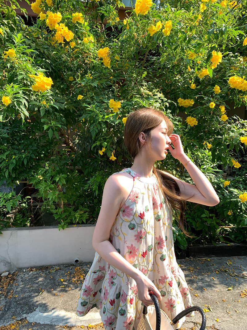 im ~까지 안개 남자 산 사쿠라 무거운 작업 자수 행침 목 슬립 여성 불규칙 프릴 루즈핏 한 마디 민소매 맨위 상세 이미지 28