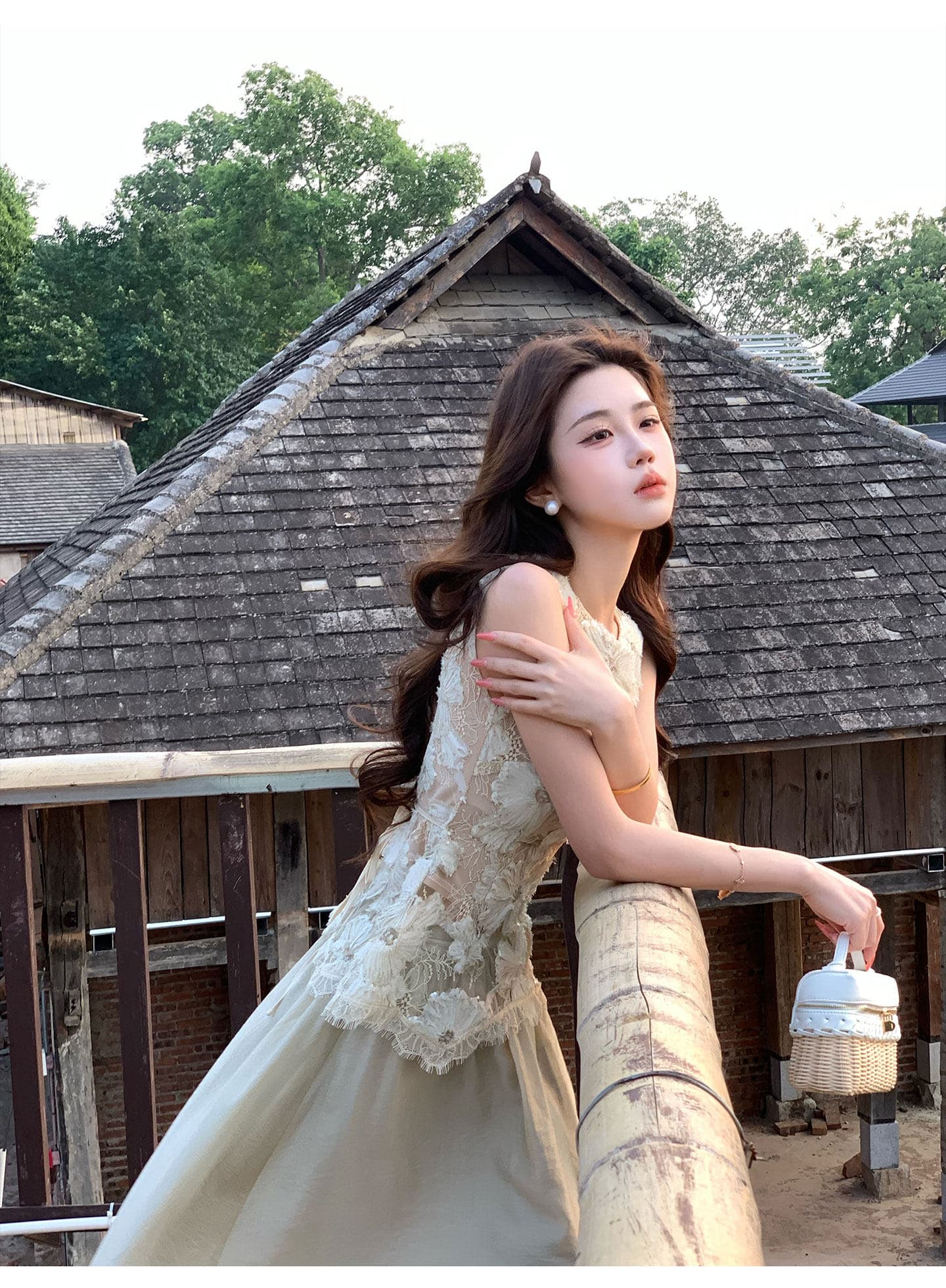 무쯔리 목자이 ~ 중 리 고급 부드러운 센스 3 차원 레이스 꽃 외출용 망사 조끼 민소매 라운드 넥 맨위 여성 여름 상세 이미지 10