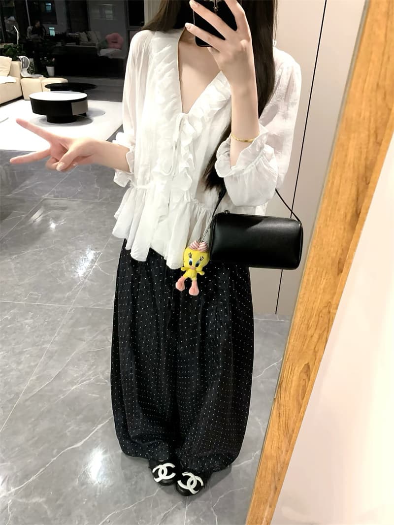 실사 V넥 프릴 레이스 업 셔츠 레트로 루즈핏 와이드 레그 팬츠 세트 상세 이미지 4