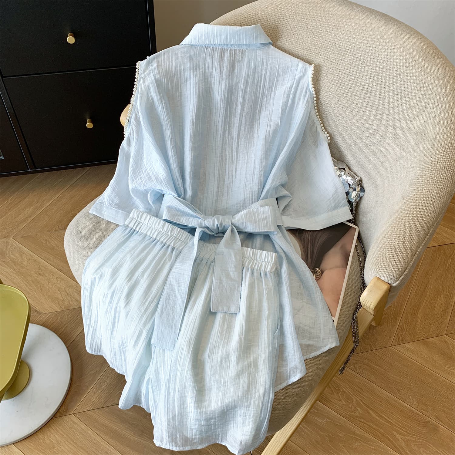 실사 한국 스타일 디자인 센스 진주 발굴하다 어깨 출퇴근 세트 POLO 칼라 허리 수축 셔츠 드레스 반바지 두 조각 상세 이미지 6