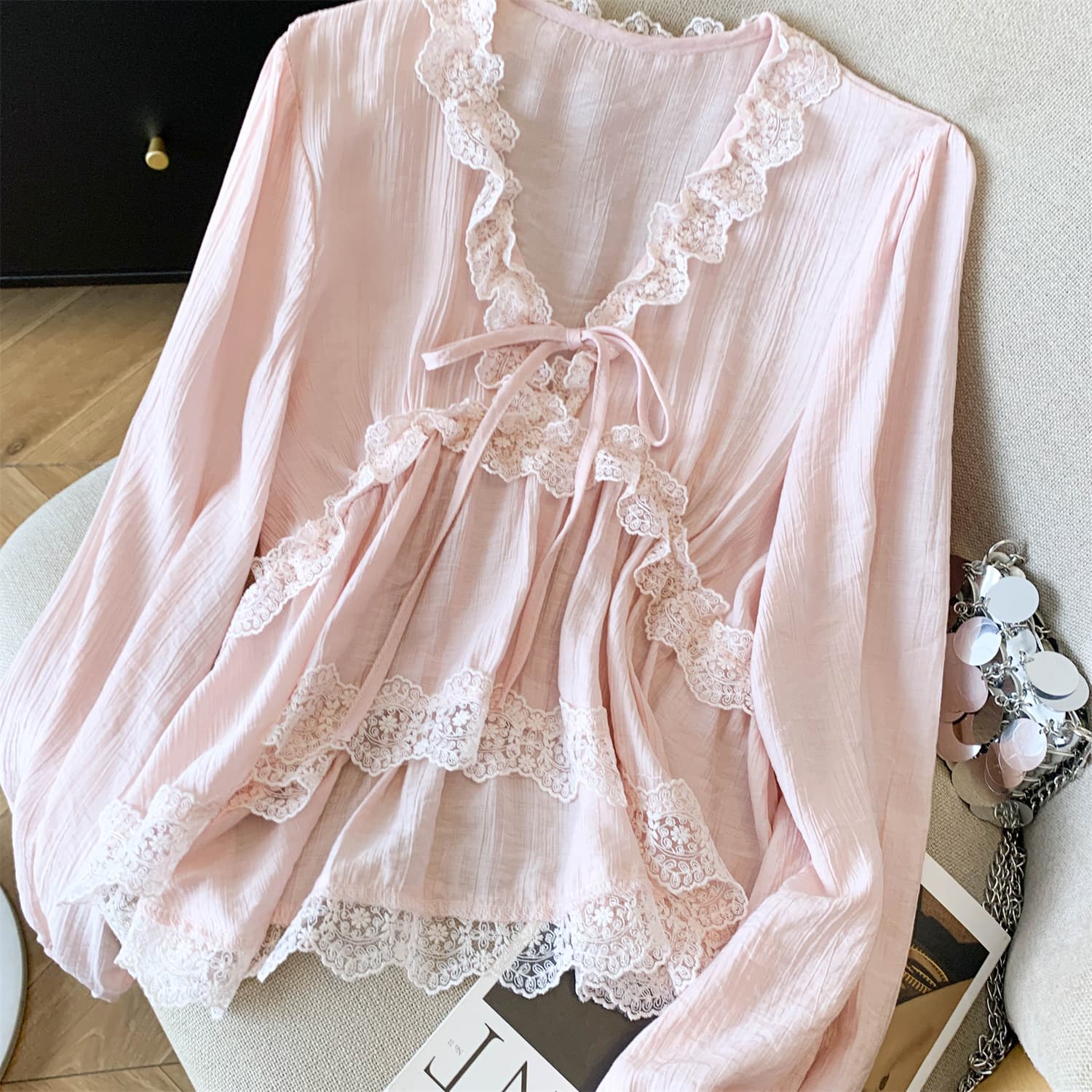실사 프랑스식 부드러운 낭만주의 바람 데이트 레이스 쉬폰 블라우스 봄 여름 새로운 V넥 긴팔 자외선 차단 허리 수축 작은 셔츠 상세 이미지 10