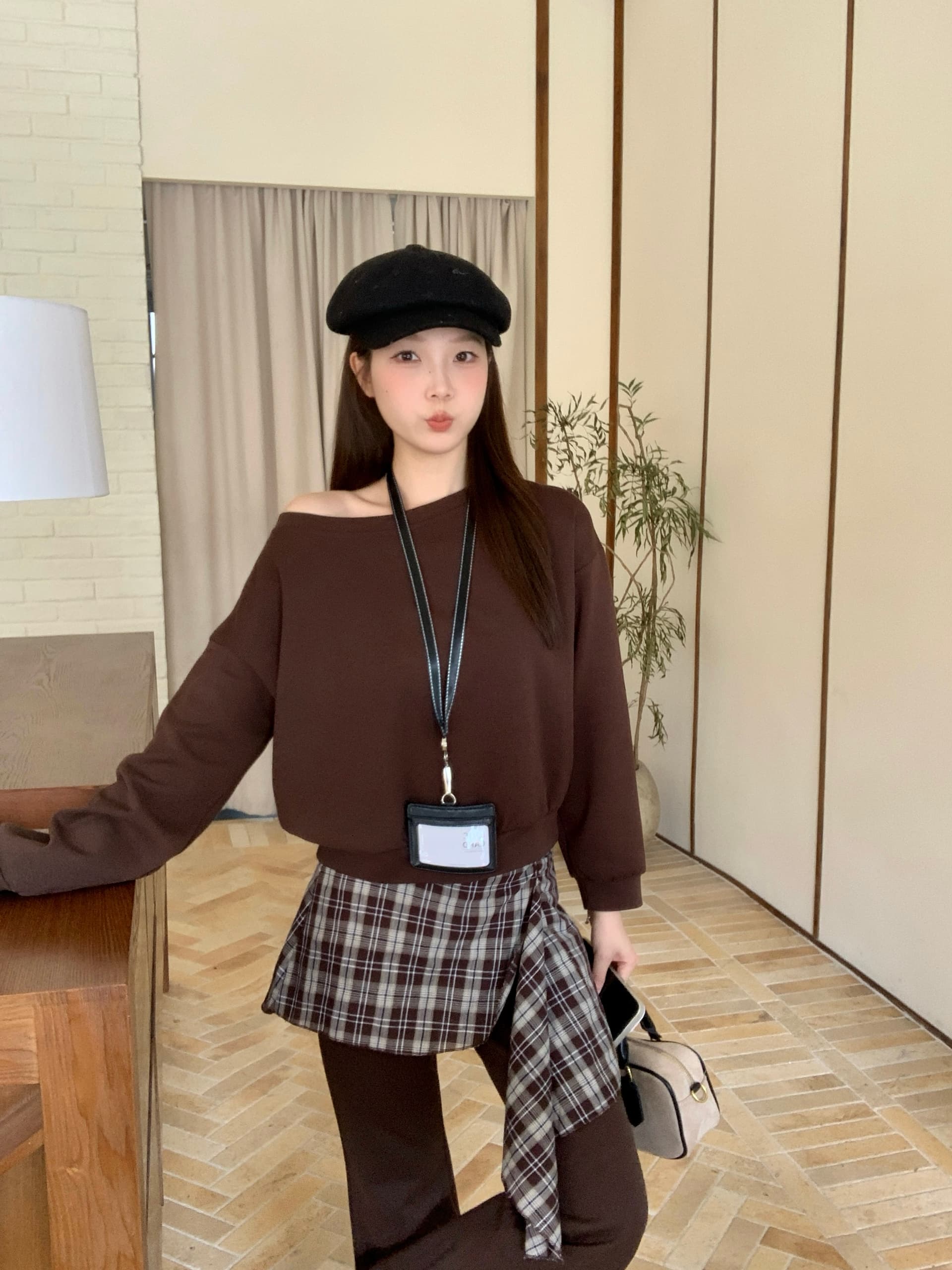 실사 빅 사이즈 여성 의류 지방 mm 한 부서 고급 센스 착용 가져 가라. 비스듬한 어깨 후드티 레트로 체크무늬 부츠컷 바지 세트 상세 이미지 4