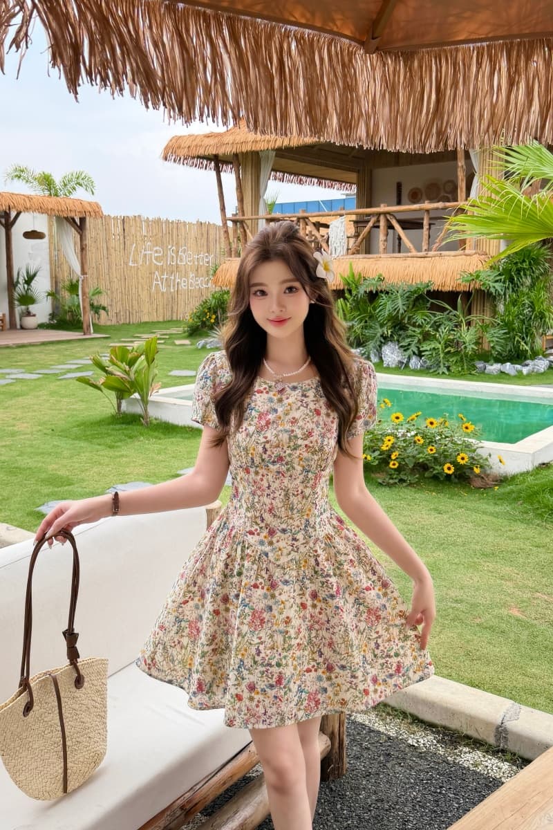 실사 빅 사이즈 여성 의류 지방 mm 프랑스식 레트로 라운드 넥 품격 허리 수축 슬림해 보이는 유화 센스 꽃무늬 드레스 이미지 2