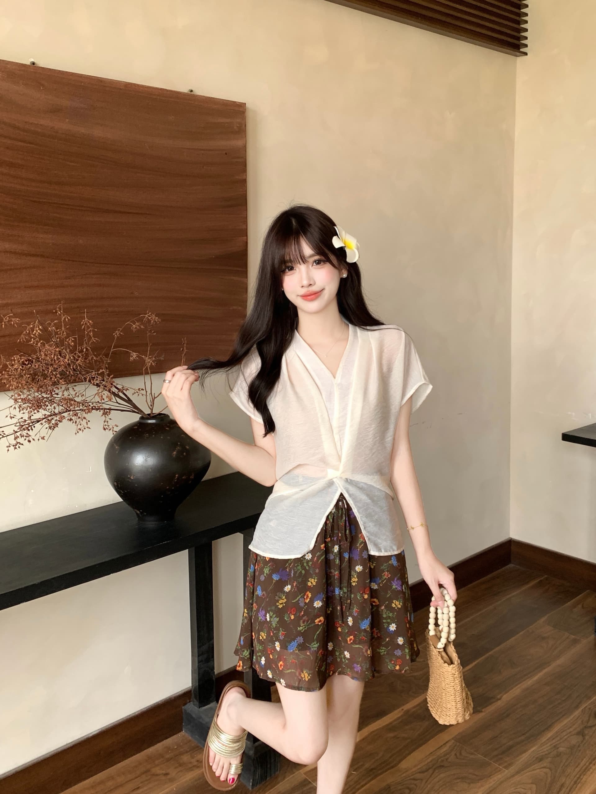실사 빅 사이즈 여성 의류 지방 mm 프랑스식 바람 비틀림 V넥 허리 수축 슬림해 보이는 맨위 꽃무늬 미니 스커트 세트 상세 이미지 5