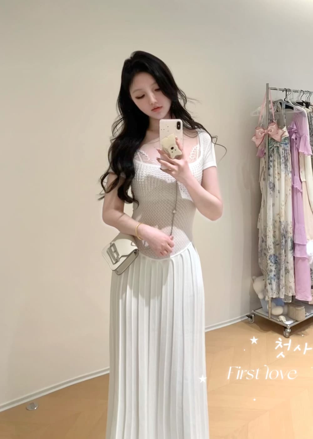 화이트 반팔 허리 수축 드레스 빛 럭셔리 우아함 예복 치마 디자인 센스 광장 칼라 니트 한 마디 롱 스커트 이미지 2
