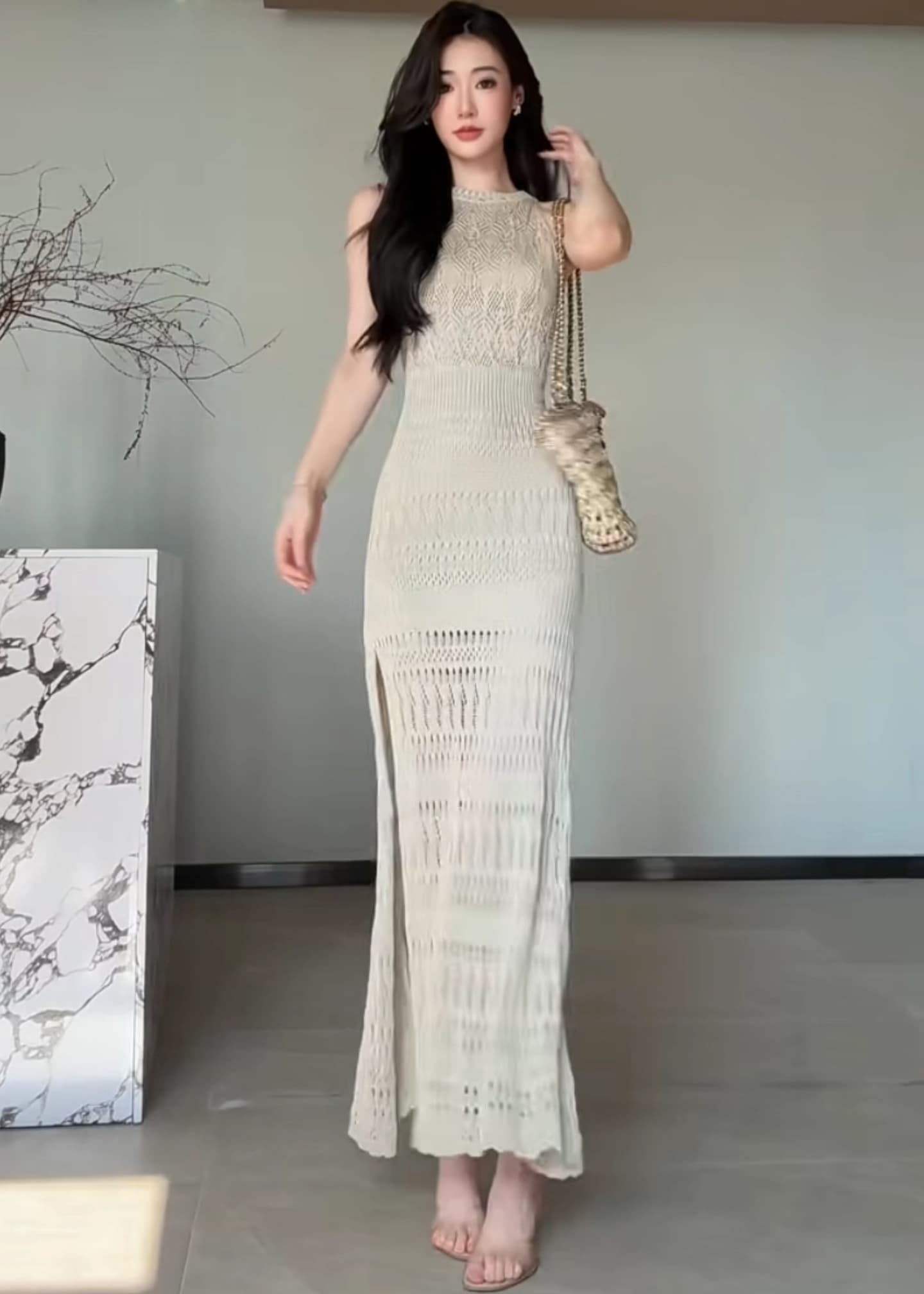 jijinqi 여름 라운드 넥 민소매 오프숄더 드레스 트임 홀로우 아웃 디자인 센스 캐주얼 품격 슬림해 보이는 롱 스커트 이미지 3