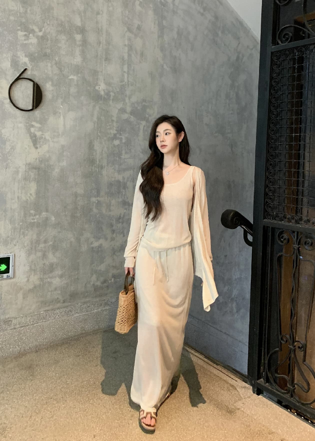 oker 챕터 쉘 정통 2026 가을 새로운 니트 오픈 가디건 캐미솔 반신 스커트 세 조각 세트 여성 상세 이미지 8