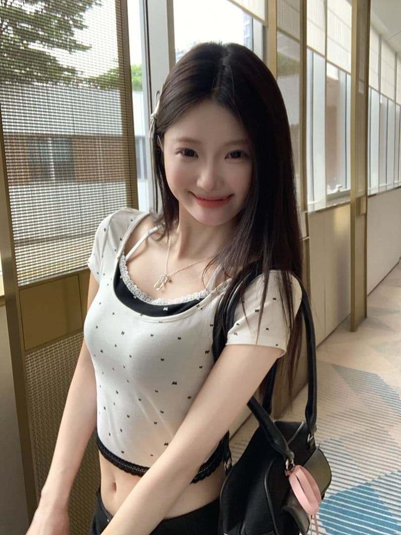 벨트 가슴 패드 페이크 레이어드 바람 가짜 나비 매듭 디자인 슬립 반팔 티셔츠 여름 레이스 쇼트 스타일 켜기 이미지 2