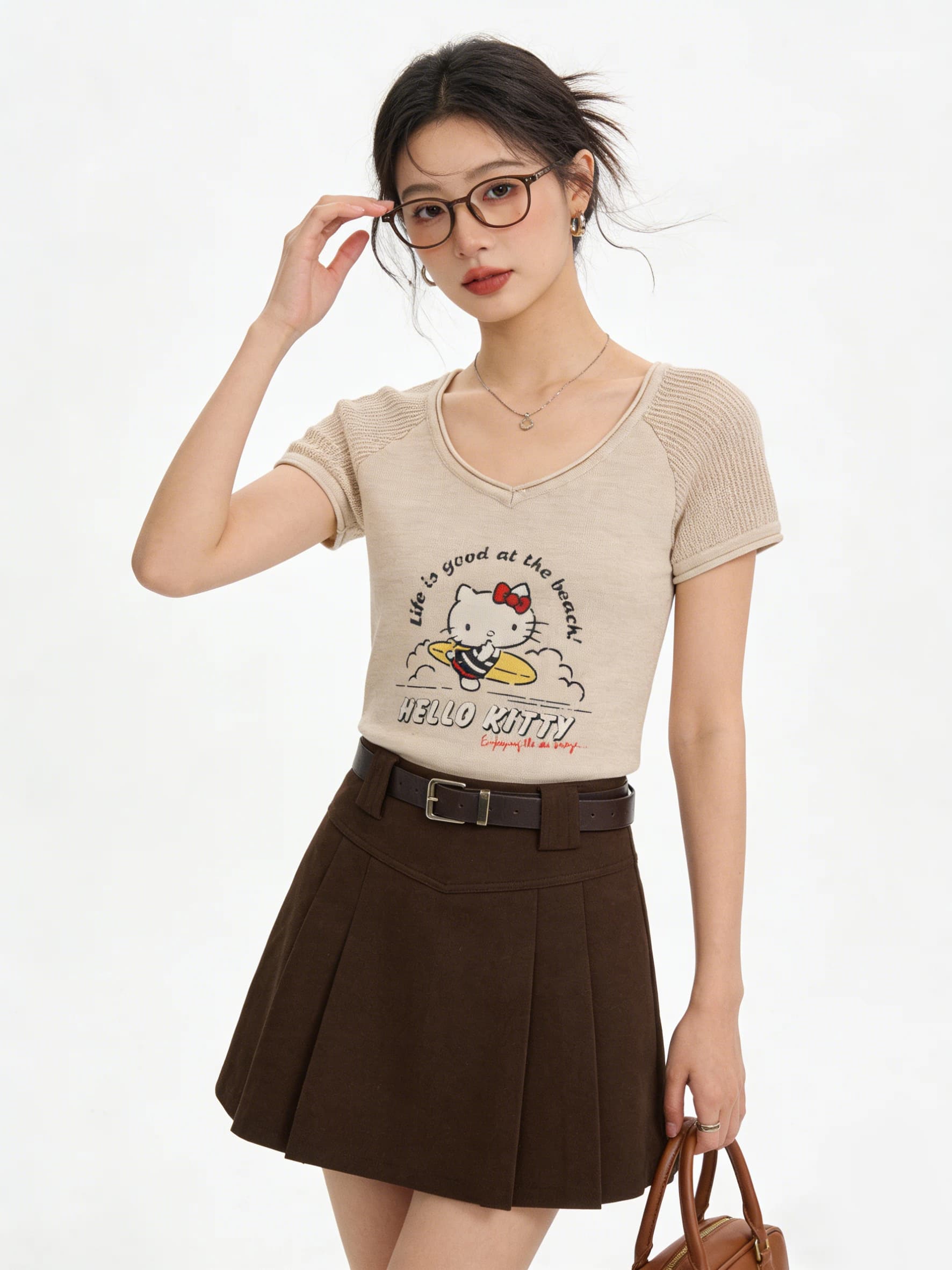품격 프로 피부 다용도 만화 고양이 프린트 몸매 가꾸기 슬림해 보이는 반팔 티셔츠 여름 새로운 V넥 쇼트 스타일 맨위 상세 이미지 4