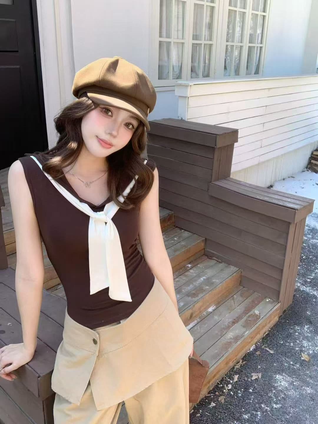 2026 새로운 가슴 패드 배색 해군 칼라 페이크 레이어드 조끼 여성 봄 여름 외출용 꼬집기 허리 몸매 가꾸기 민소매 맨위 상세 이미지 3