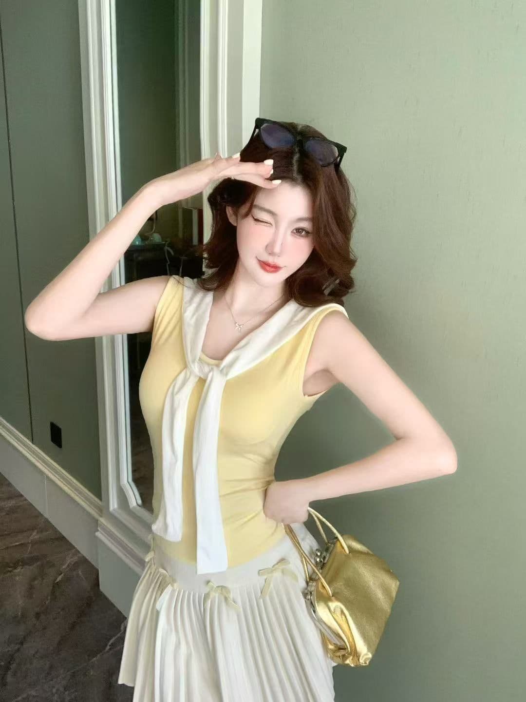2026 새로운 봄 가슴 패드 배색 레이스업 V넥 민소매 조끼 여성 여름 인사이드 가져 가라. 외출용 허리 수축 슬림해 보이는 맨위 이미지 3