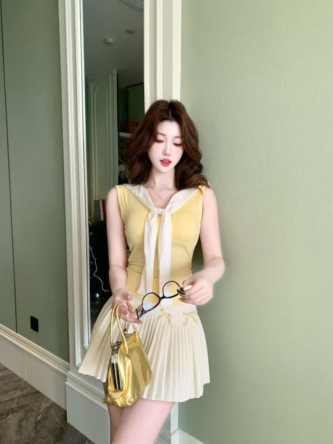 2026 새로운 봄 가슴 패드 배색 레이스업 V넥 민소매 조끼 여성 여름 인사이드 가져 가라. 외출용 허리 수축 슬림해 보이는 맨위 상세 이미지 6
