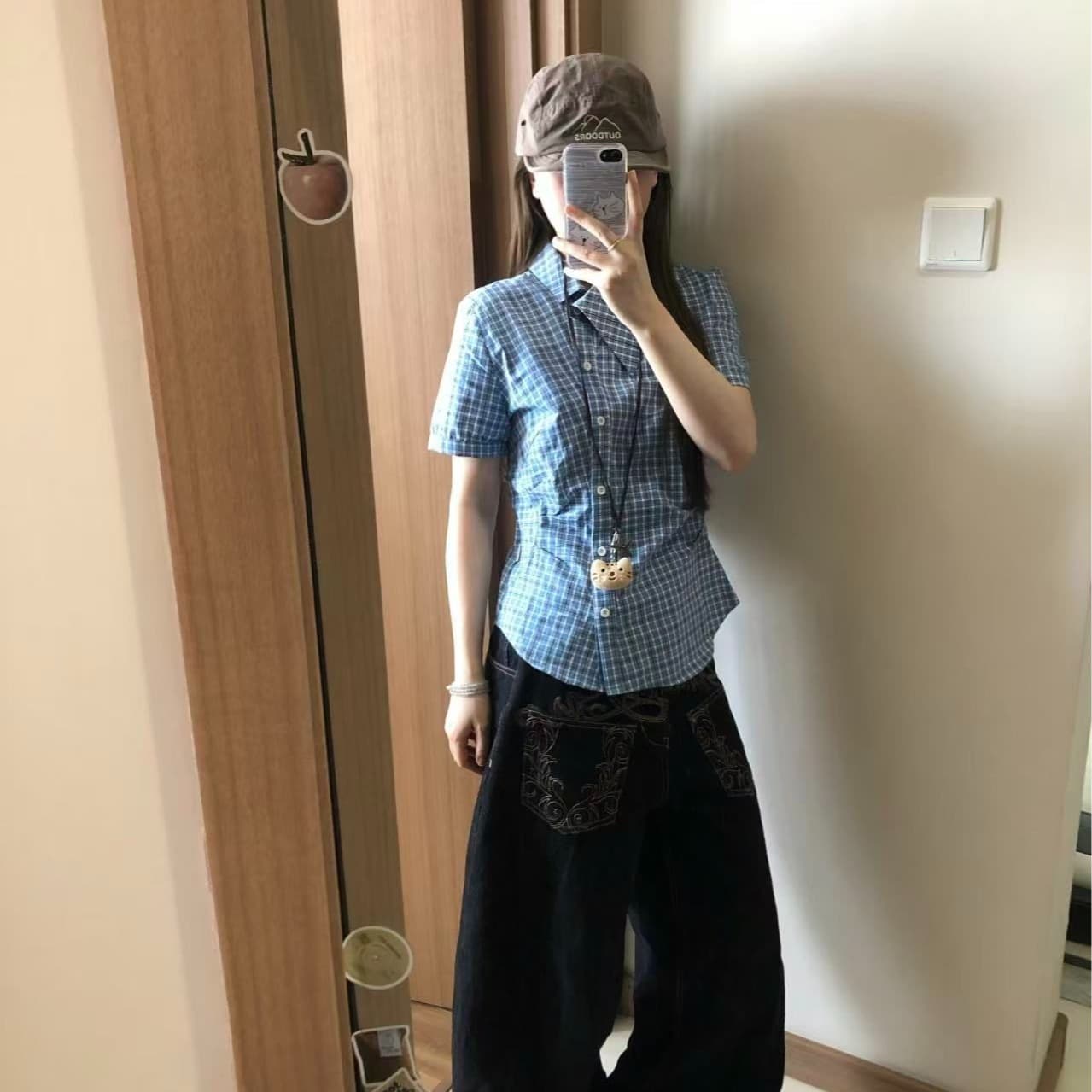 학원 스타일 반팔 여성 셔츠 여름 착용 가져 가라. 파란색 체크무늬 허리 수축 긍정적 인 어깨 셔츠 캐주얼 다용도 한 첨부 된 의류 이미지 5