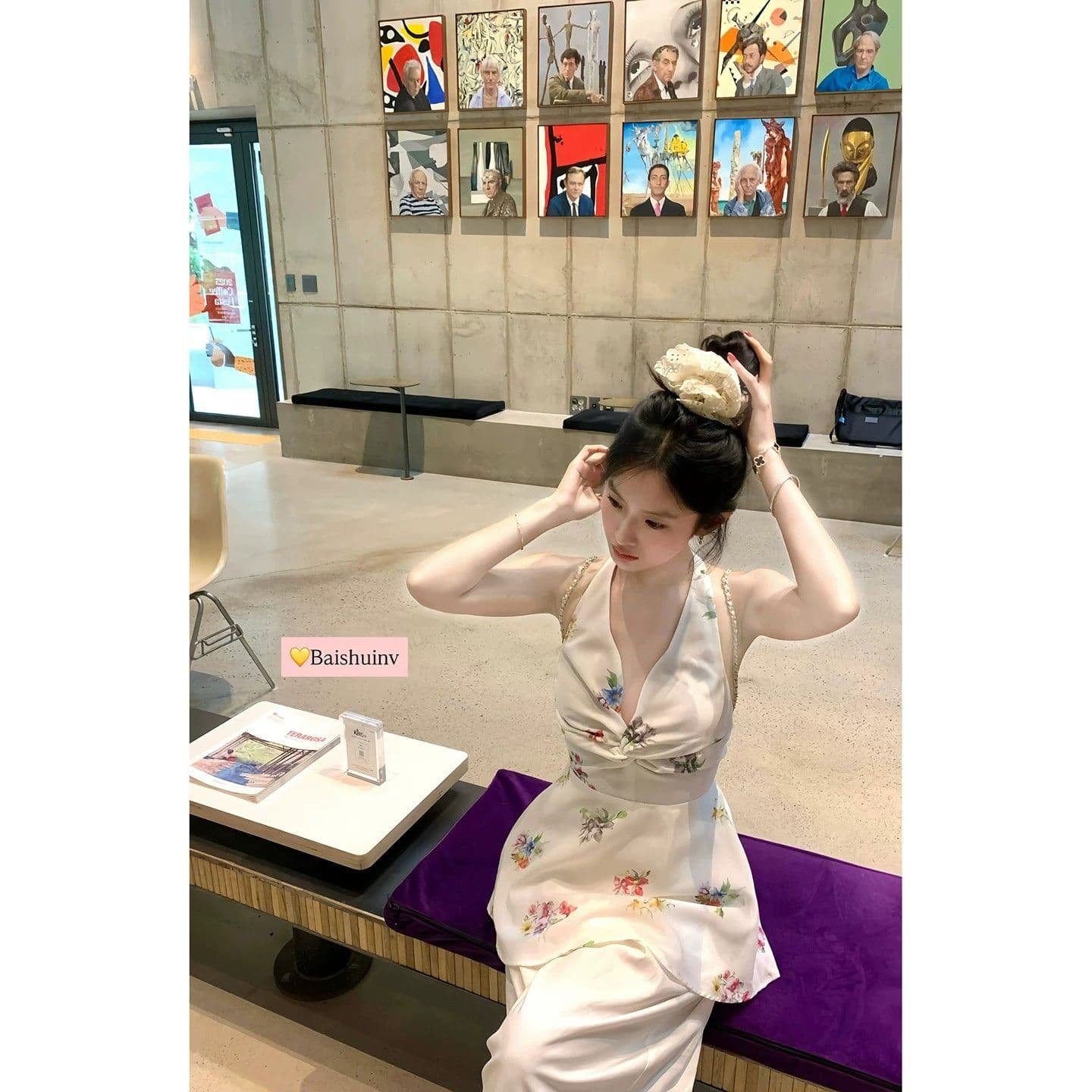 행침 목 백리스 시폰 셔츠 여성 2026 새로운 여름 부드러운 품격 휴가 바람 몸매 가꾸기 Chic 맨위 상세 이미지 2