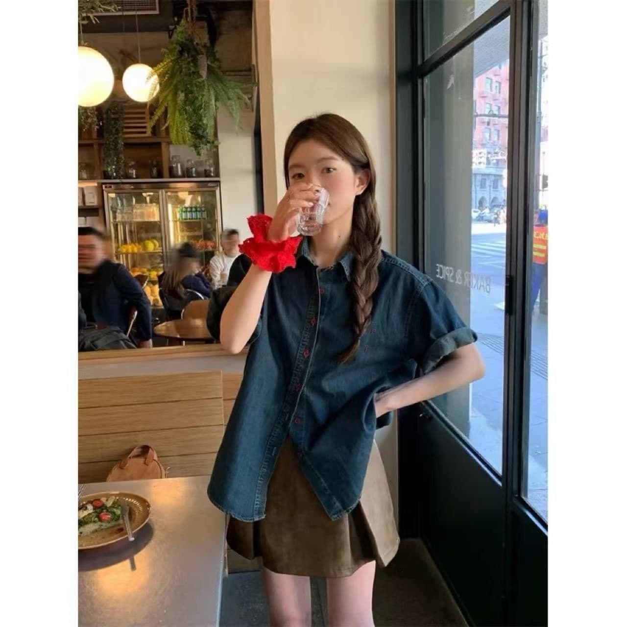 아메리칸 레트로 반팔 데님 여성 셔츠 여름 얇은 스타일 루즈핏 슬림해 보이는 캐주얼 작은 키 루즈핏 느긋한 맨위 이미지 3