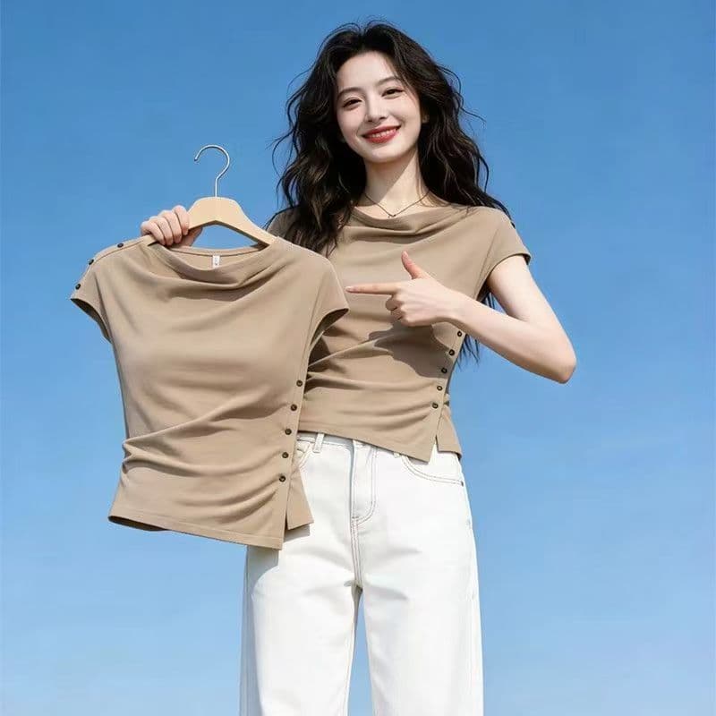 2026 새로운 반팔 티셔츠 여성 여름 캐주얼 단색 디자인 섹션 한국 스타일 여성 의류 맨위 트렌디