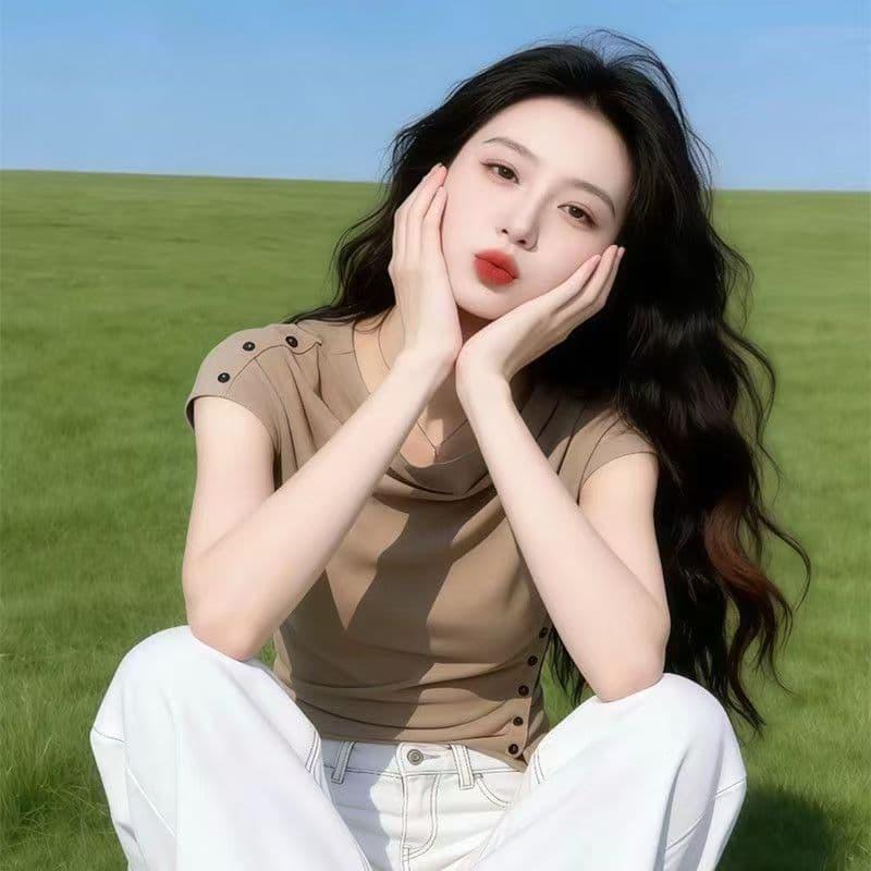 2026 새로운 반팔 티셔츠 여성 여름 캐주얼 단색 디자인 섹션 한국 스타일 여성 의류 맨위 트렌디 상세 이미지 4