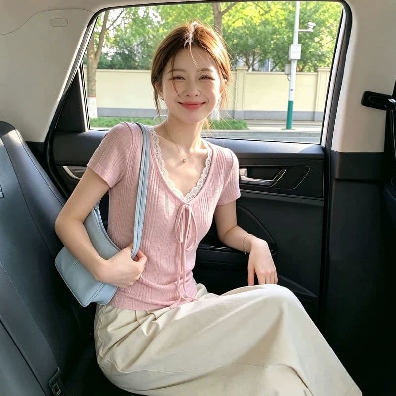 송 긍정적 인 En 보라색 V넥 레이스 스트랩 반팔 티셔츠 여성 여름 한 부서 몸매 가꾸기 슬림해 보이는 긍정적 인 어깨 다용도 작은 맨위 상세 이미지 1