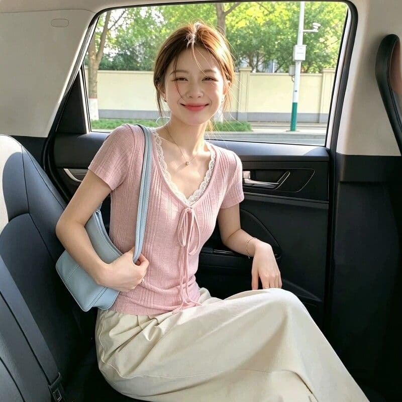 송 긍정적 인 En 보라색 V넥 레이스 스트랩 반팔 티셔츠 여성 여름 한 부서 몸매 가꾸기 슬림해 보이는 긍정적 인 어깨 다용도 작은 맨위 상세 이미지 2