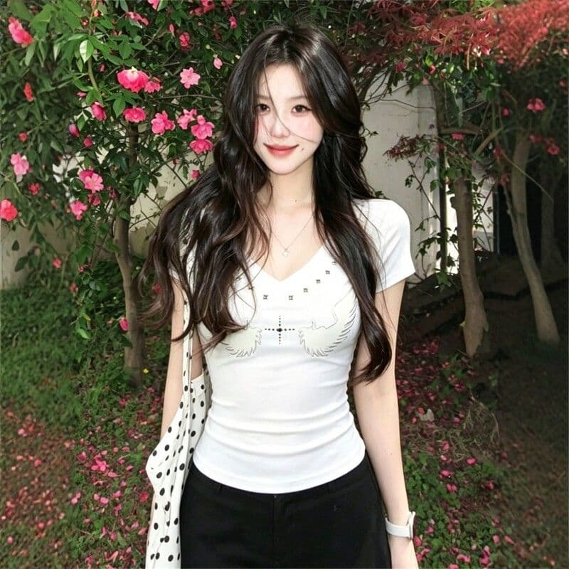 순면 아메리칸 버드 나무 못 자수 V넥 반팔 티셔츠 여성 여름 새로운 몸매 가꾸기 슬림해 보이는 핫걸 디자인 센스 맨위 트렌디