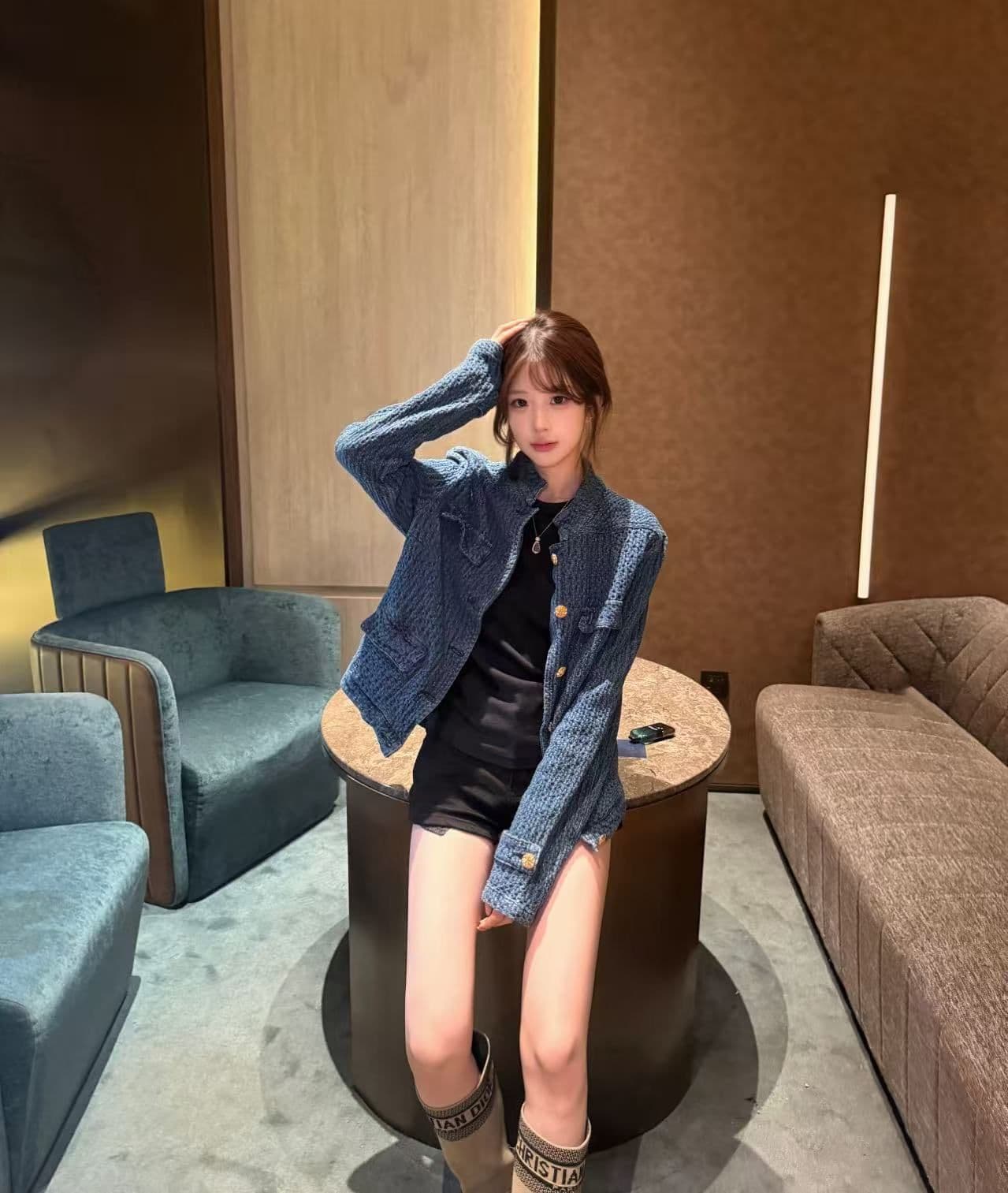 2026 새로운 파란색 레트로 짜임 작은 샤넬 스타일 데님 재킷 가을 새로운 패션 다용도 재킷 맨위 이미지 2