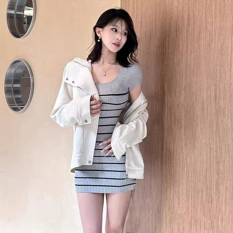 베이지 색 스탠드 칼라 긴팔 스웨이드 재킷 여성 의류 가을 고급 센스 루즈핏 품격 캐주얼 재킷 지퍼 맨위 이미지 3