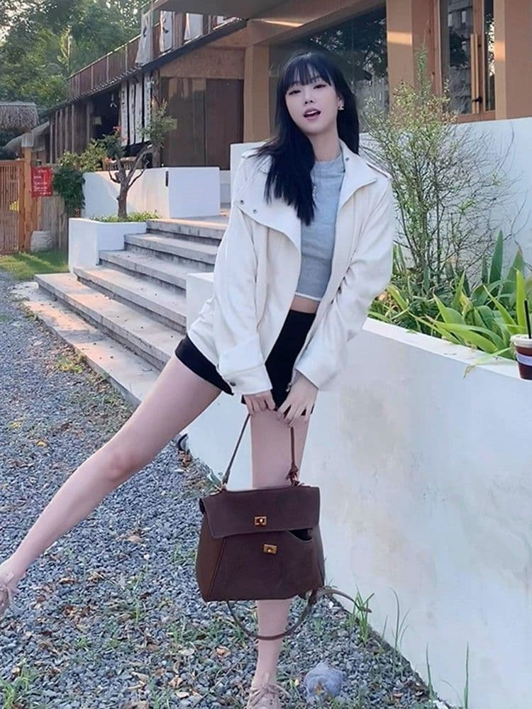베이지 색 스탠드 칼라 긴팔 스웨이드 재킷 여성 의류 가을 고급 센스 루즈핏 품격 캐주얼 재킷 지퍼 맨위 상세 이미지 9