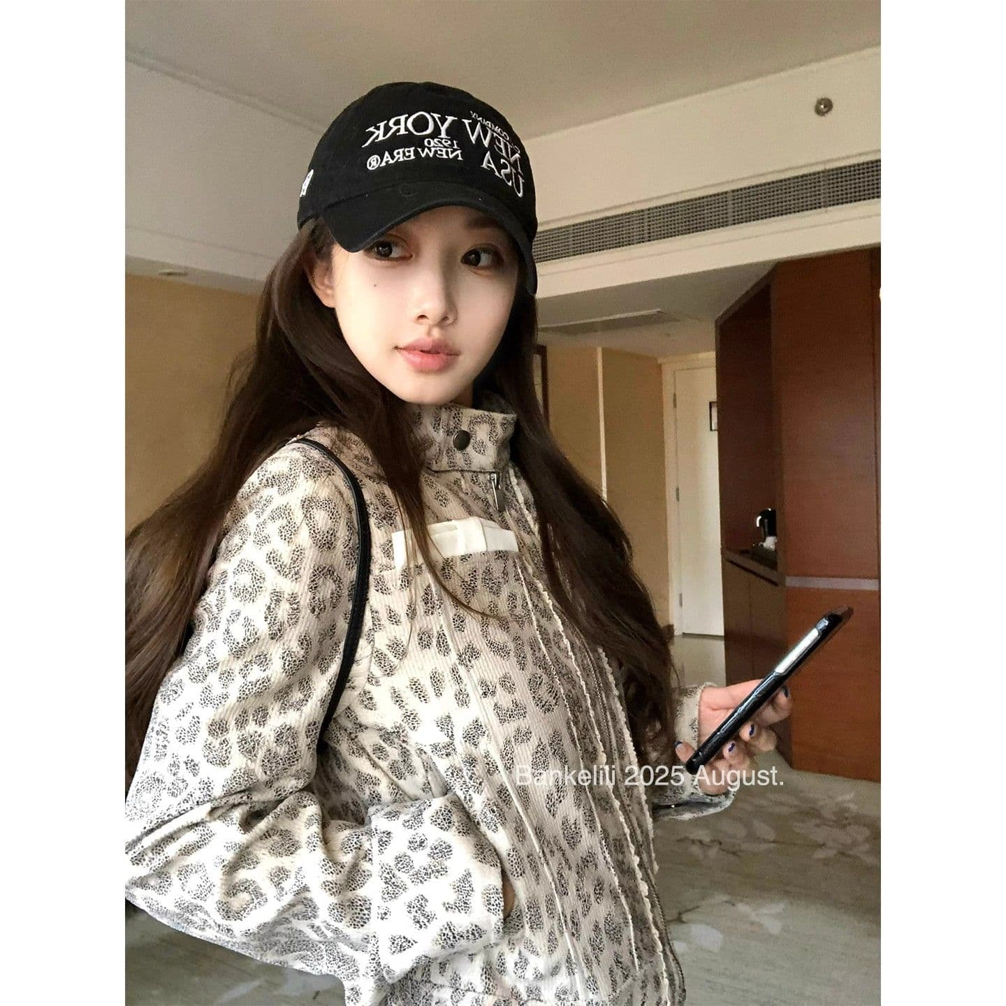 2026 새로운 레오파드 무늬 제한적 작은 대중 마 오래된 세트 염색 레오파드 무늬 프린트 스탠드 칼라 여성 코트 가을 이미지 3