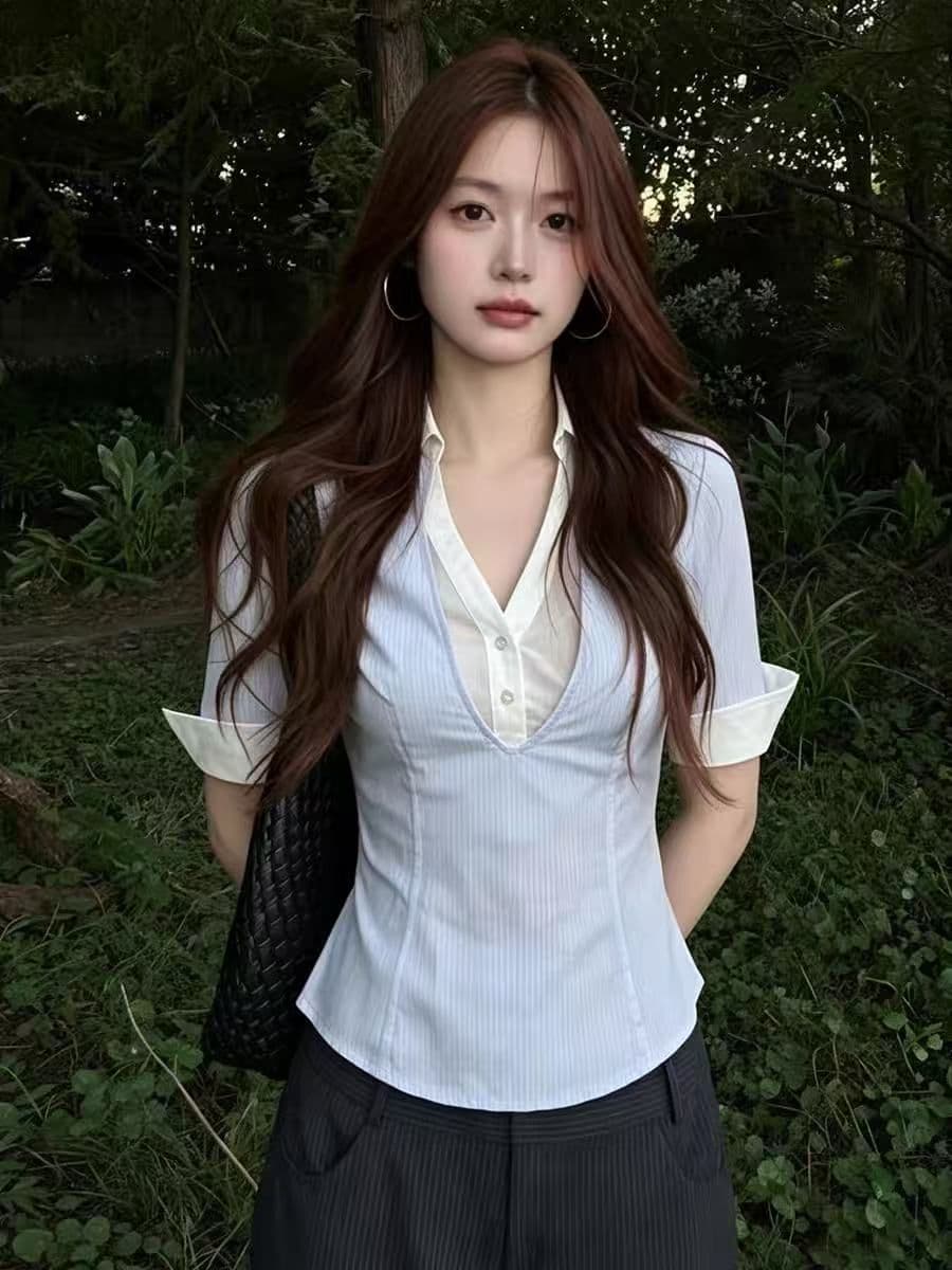2026 페이크 레이어드 반팔 여성 셔츠 여름 착용 가져 가라. V넥 셔츠 허리 수축 슬림해 보이는 고급 센스 품격 맨위 트렌디 이미지 2