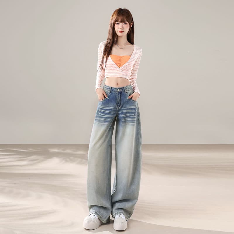 하늘색 물결 무늬 넓은 다리 청바지 여성 2026 가을 새로운 그라데이션 워싱 연삭 하얀 배 종류 루즈핏 낫 바지 이미지 4
